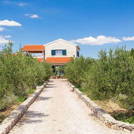 Ferienhaus In Drnis With Sauna Šibenik