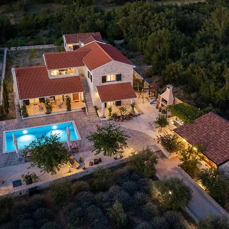 In Drnis With Sauna * Šibenik