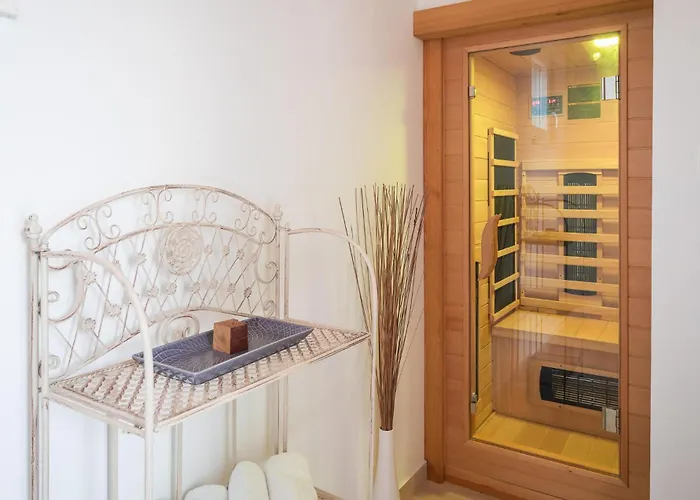 In Drnis With Sauna Casa de Férias *