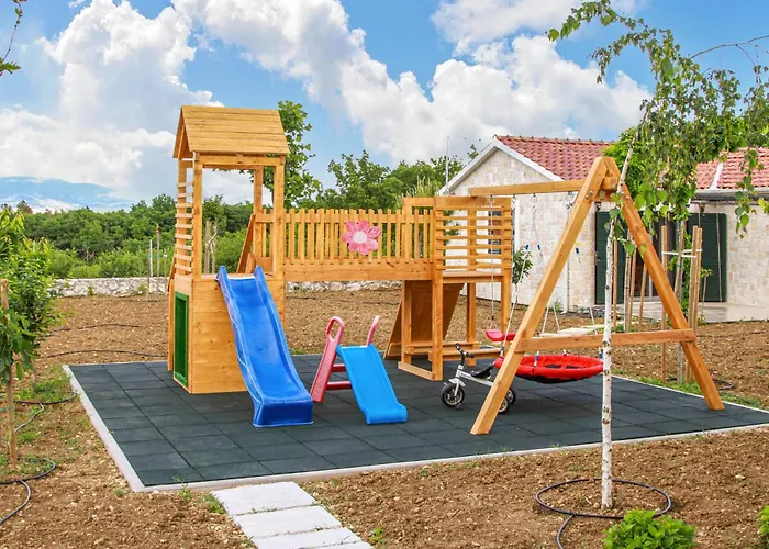 In Drnis With Sauna Holiday home *